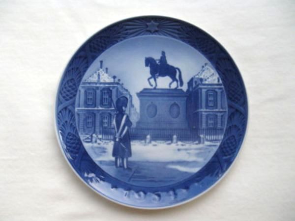 ROYAL COPENHAGEN - １９４４年 ロイヤルコペンハーゲン イヤー